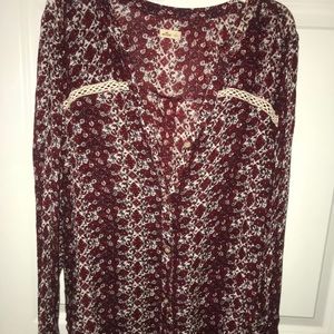 Hollister shirt worn once